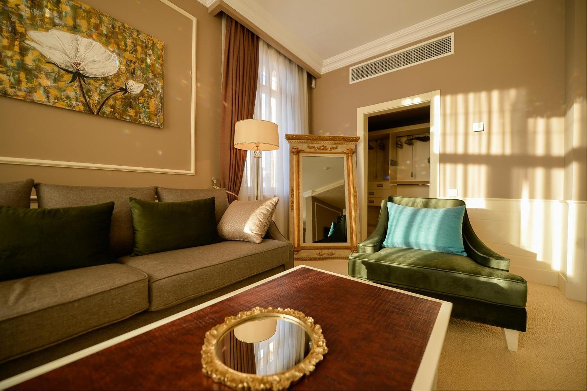 Royal Casino & Hotel Batumi Exteriér fotografie